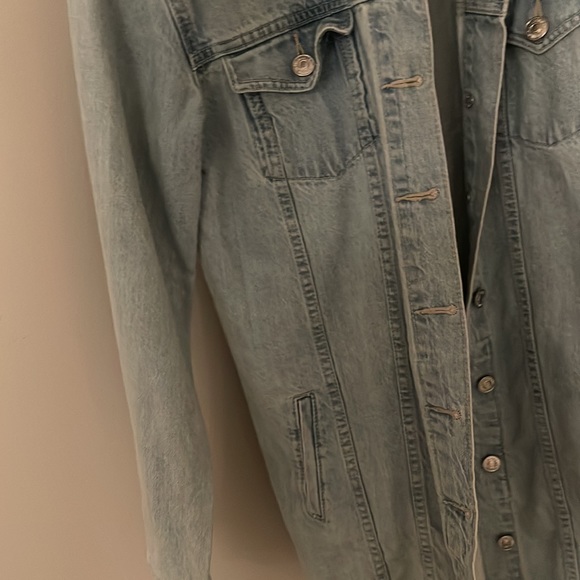 Jean jacket - Picture 2 of 5